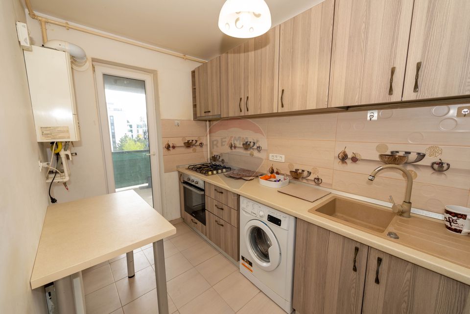 Apartament decomandat cu 2 camere de vanzare zona Pallady Gura Putnei