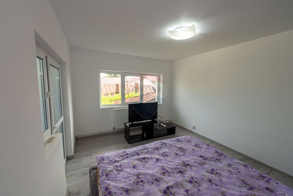 4 room House / Villa for sale