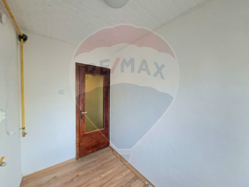 3 room Apartment for sale, Romanilor area