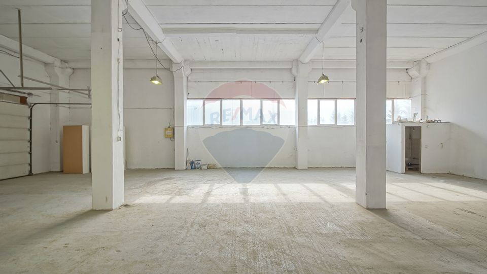 250sq.m Industrial Space for rent, Bartolomeu area