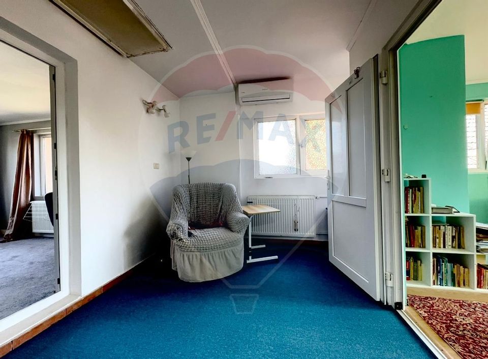 Casă / Vilă cu 6 camere de vânzare