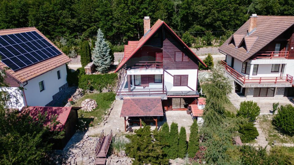 6 room House / Villa for sale