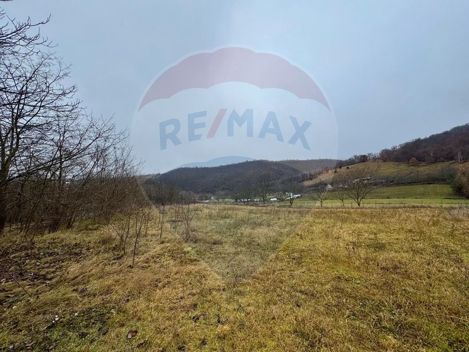 Teren de vânzare în Moldovenești – la 30 de minute de Cluj-Napoca