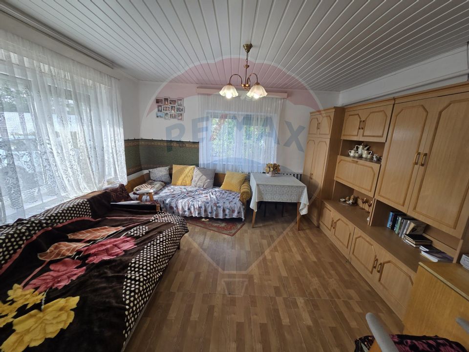 5 room House / Villa for sale, Vest area