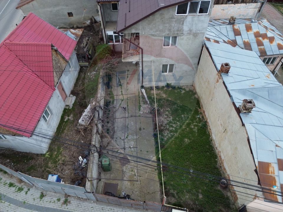 Casă / Vilă cu 5 camere de vânzare în zona Obor