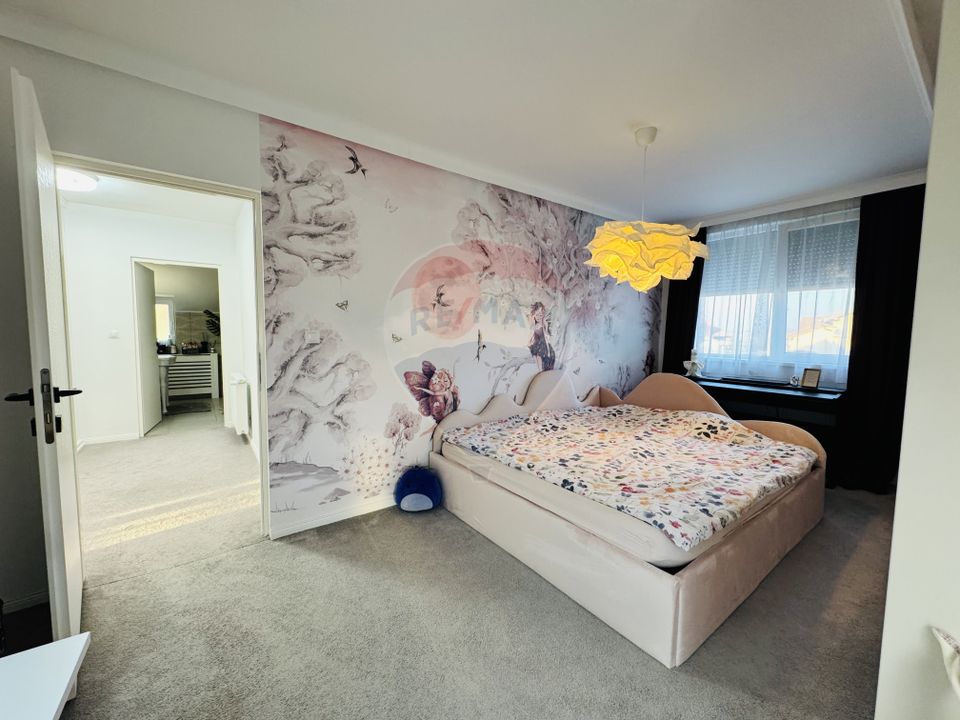 Casă / Vilă 5 camere,piscina Cart.Orizont 2 zona Metropolitana Oradea