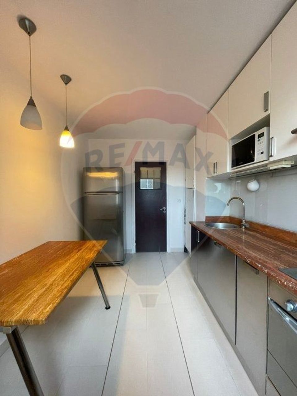 Închiriere apartament 3 camere pe Bd. Timișoara