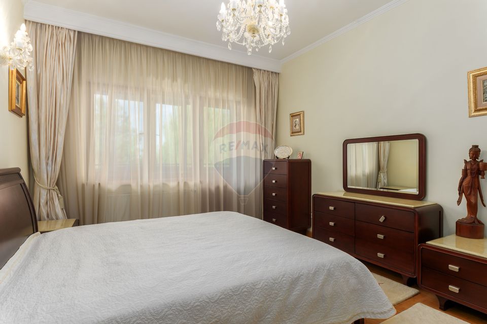 15 room House / Villa for sale