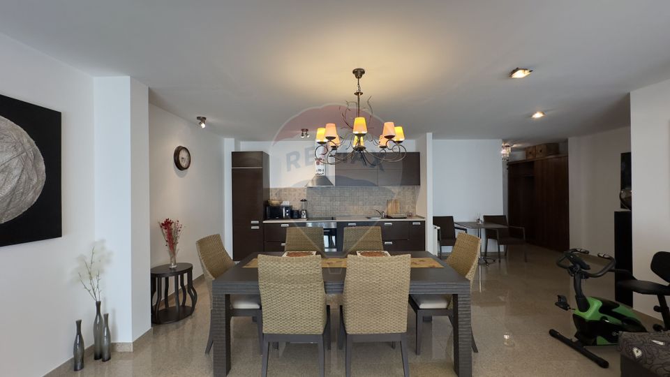 4-room apartment - 126 sqm - swimming pool - Petresti Forest Corbeanca