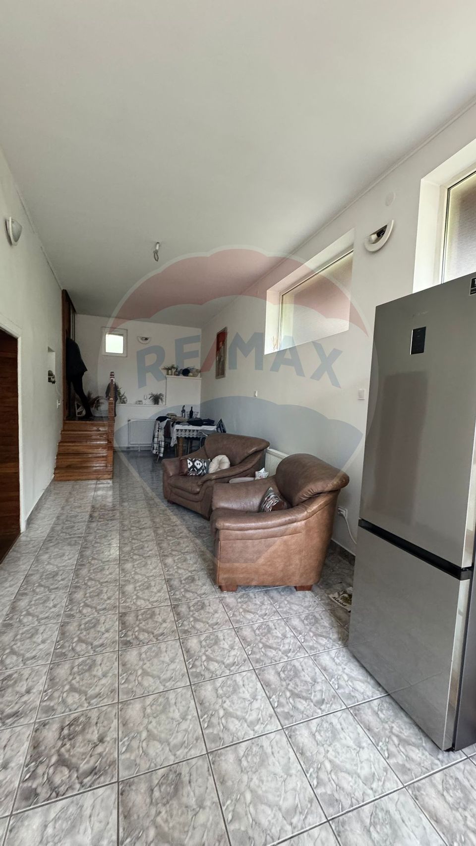 9 room House / Villa for sale