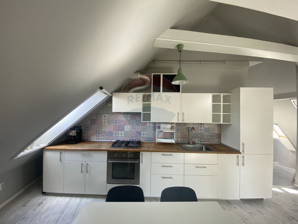 2 rooms | Cozy attic | Very spacious space | Cismigiu