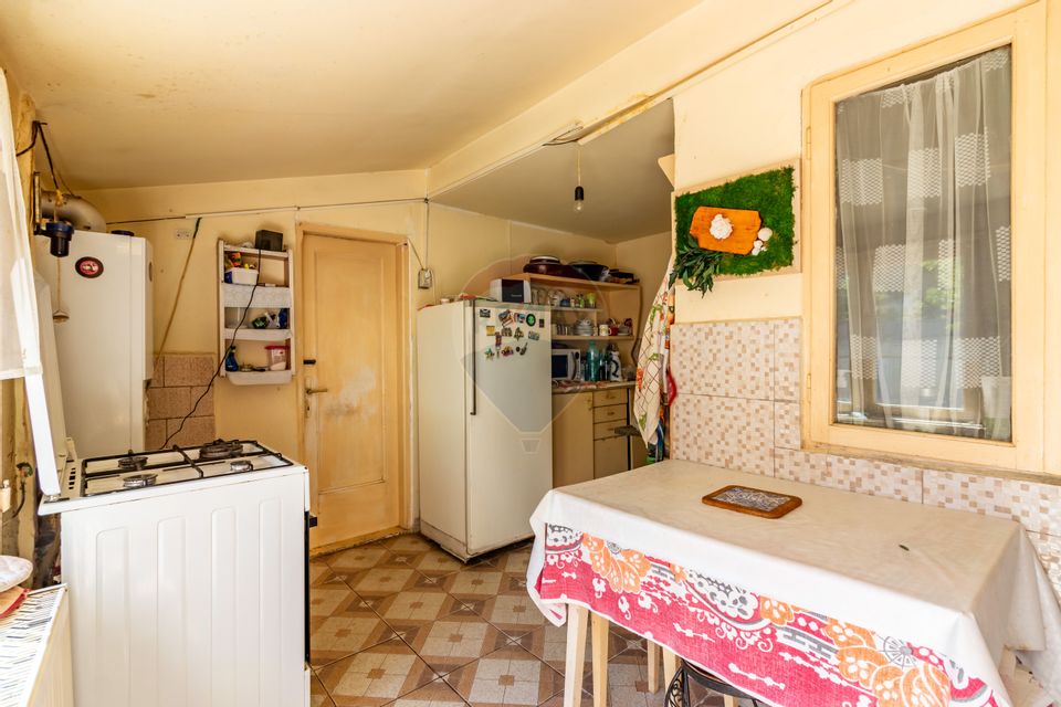 4 room House / Villa for sale, Andronache area