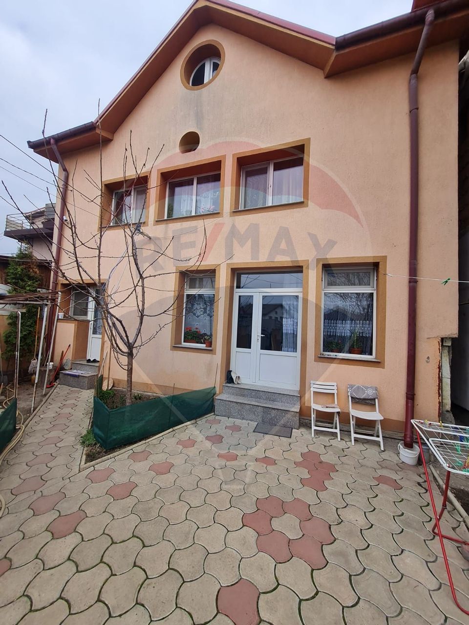 3 room House / Villa for sale, Gara area