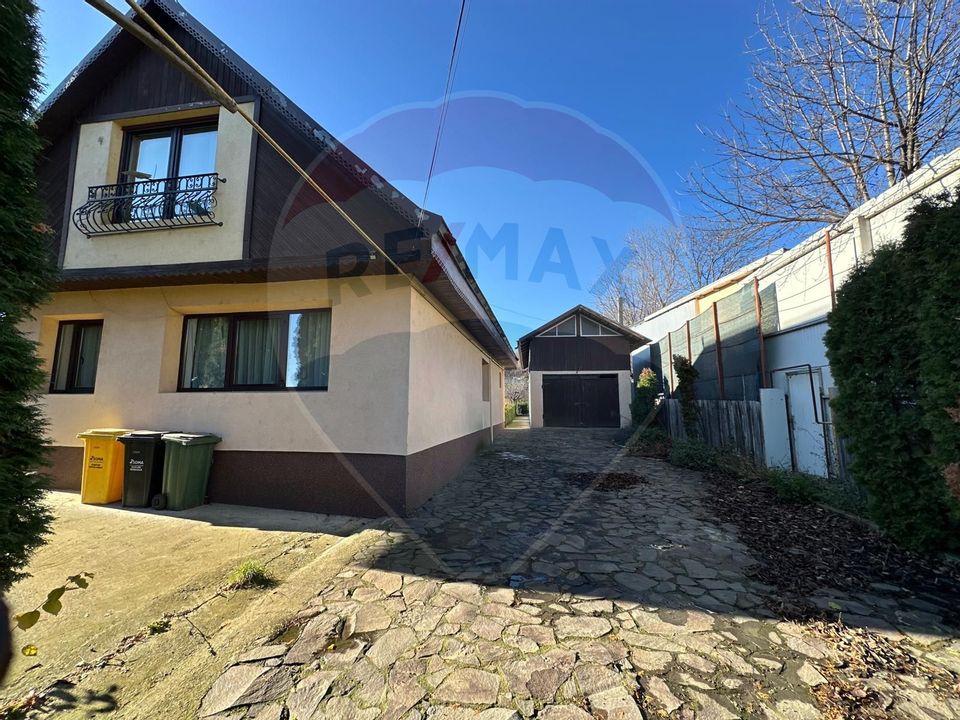 Casă / Vilă cu 5 camere de închiriat