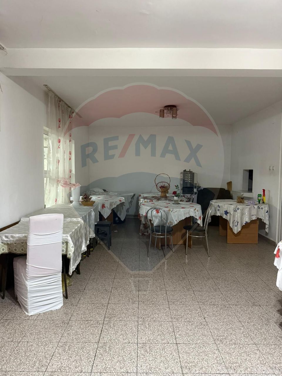 8 room House / Villa for sale, Central area