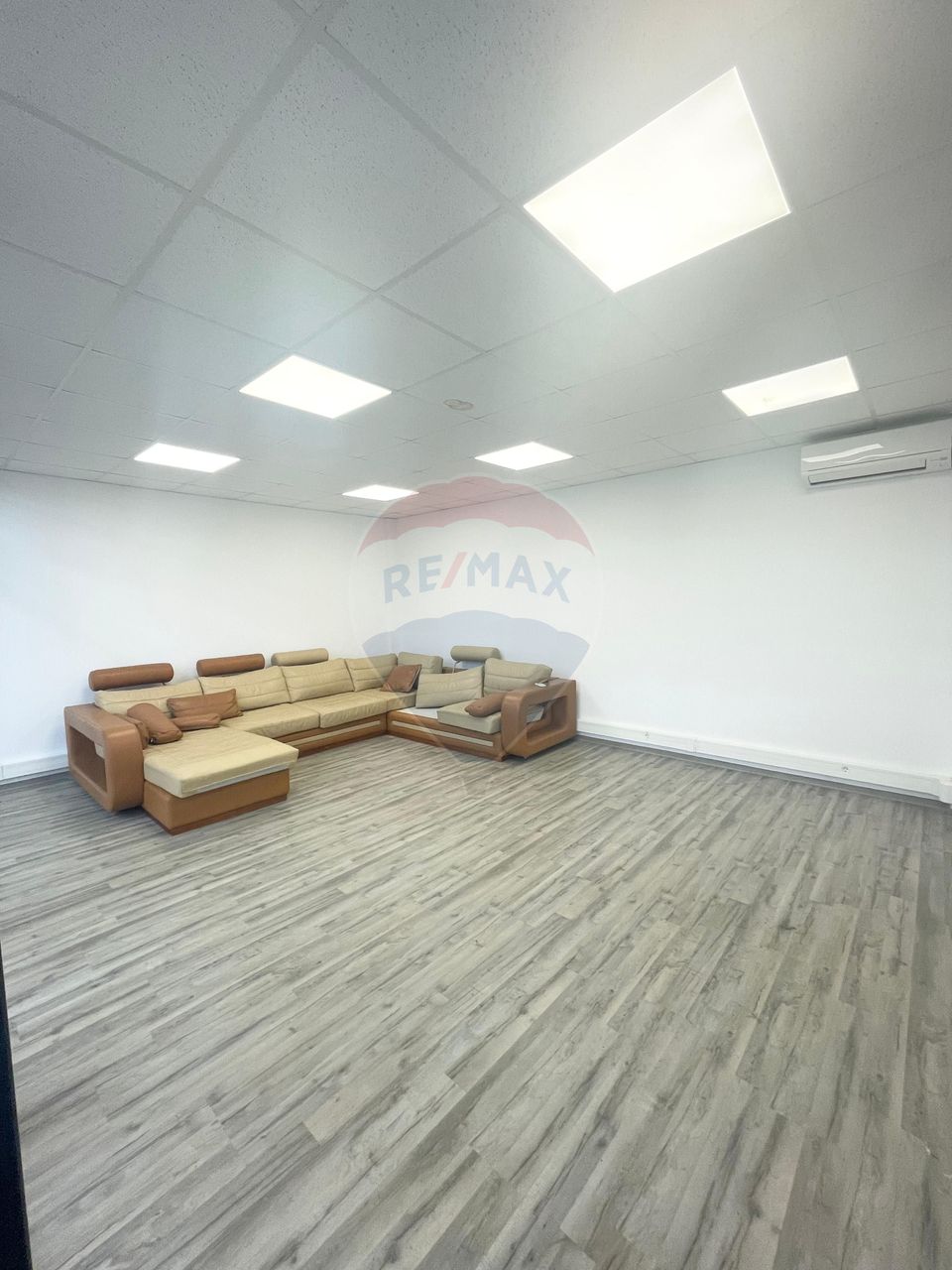 301.58sq.m Industrial Space for rent, UTA area