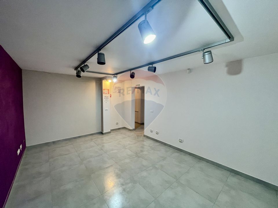 72sq.m Office Space for rent, Ultracentral area