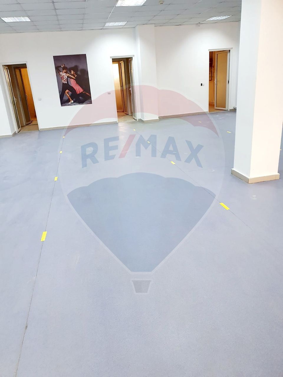 150sq.m Commercial Space for rent, Central area
