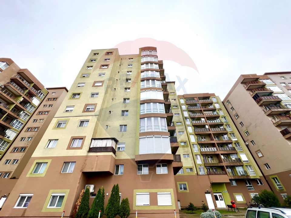 De închiriat apartament cu 3 camere în Complexul Prima Nufărul