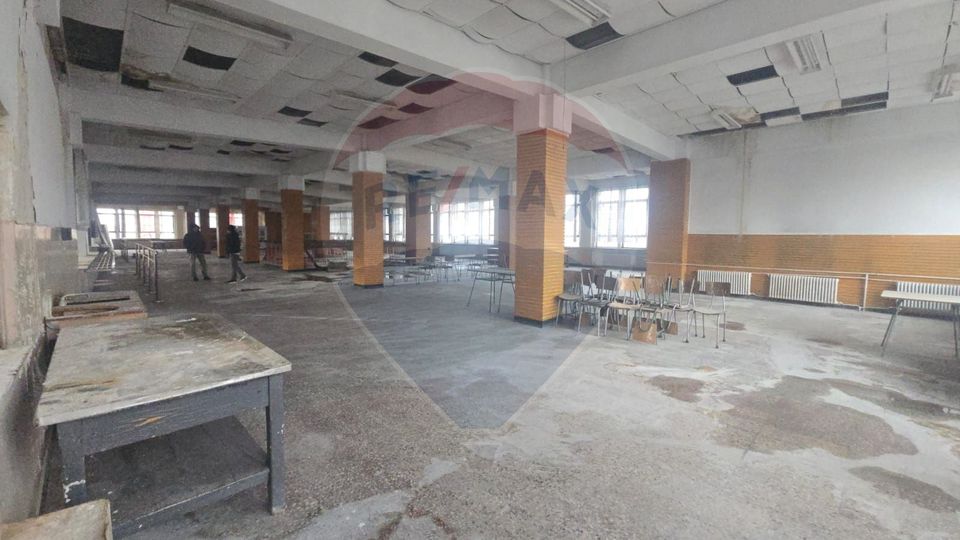 759sq.m Office Space for rent, Sud area