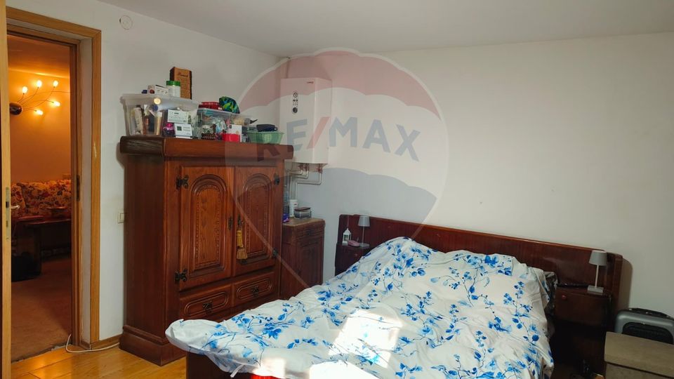 Casă + teren 3.495 mp- Bariera Traian - Pentru dezvoltare rezidențială