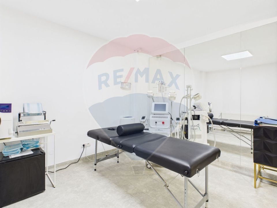 72sq.m Commercial Space for sale, Centrul Civic area