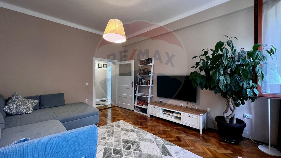 REZERVAT! De închiriat apartament cochet de 2 camere, Centrul Civic