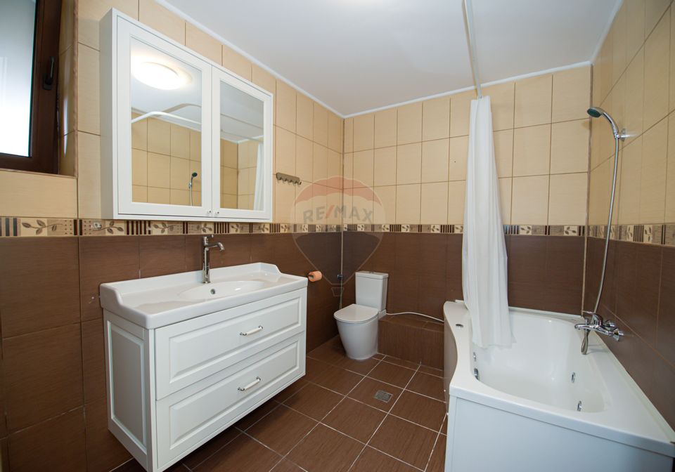 5 room House / Villa for sale