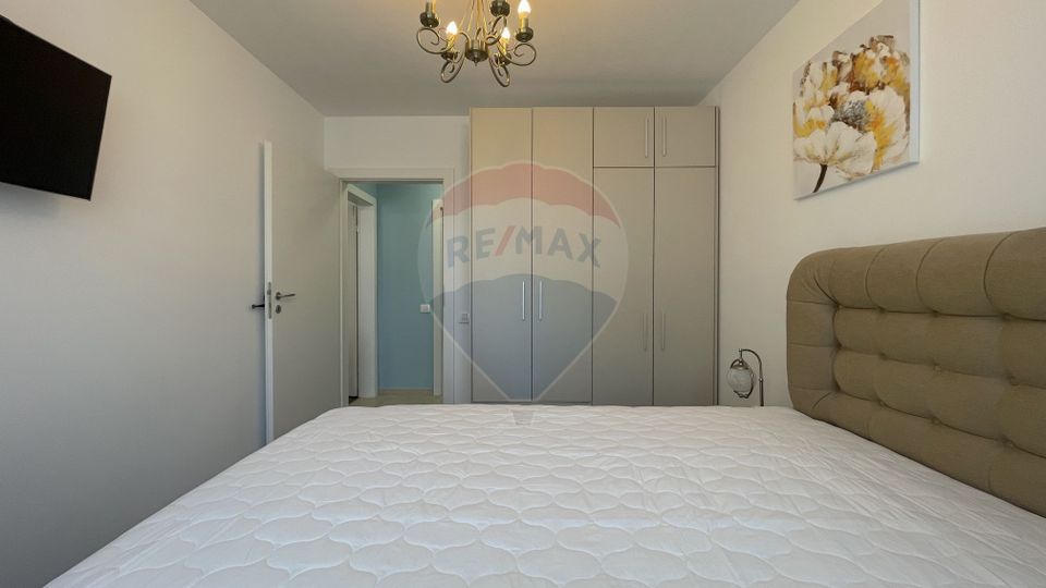 3 room Apartment for rent, Tractorul area