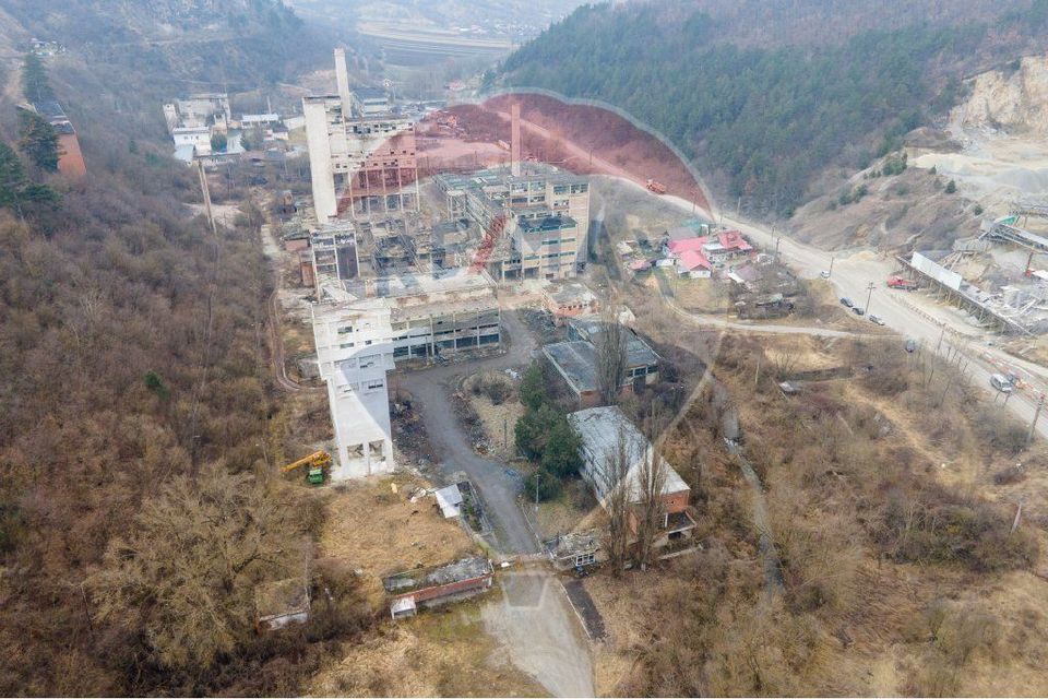 7,000sq.m Industrial Space for sale, Periferie area