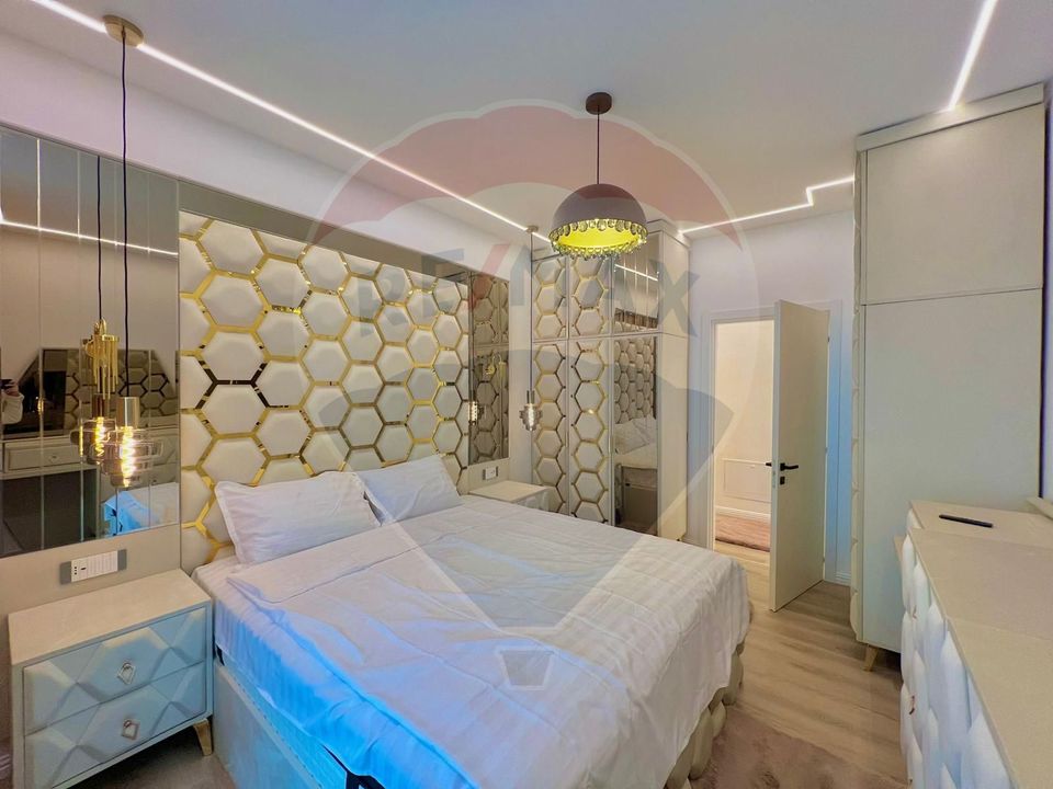 Apartament lux cu 4 camere de închiriat în Mamaia Lake On