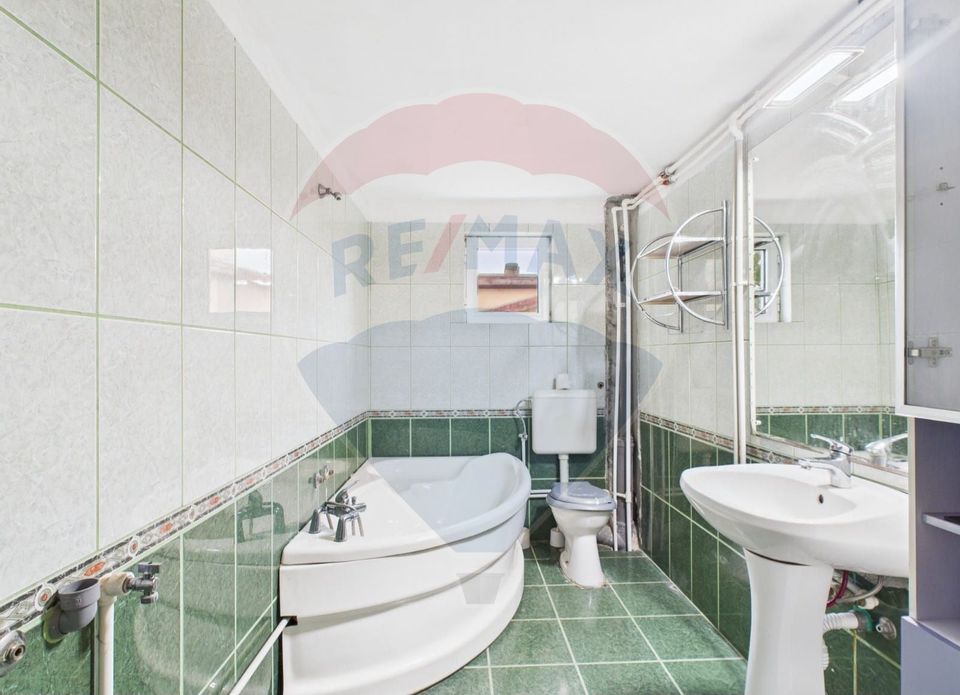 5 room House / Villa for sale