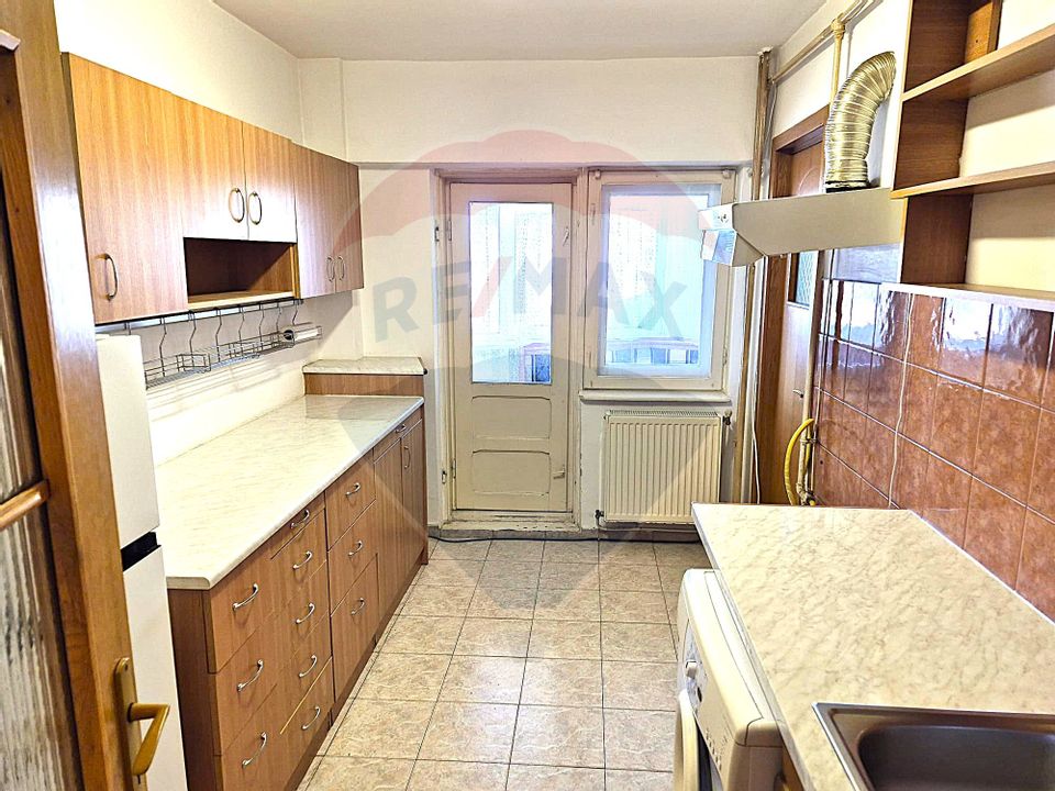 3 room Apartment for sale, 9 Mai area