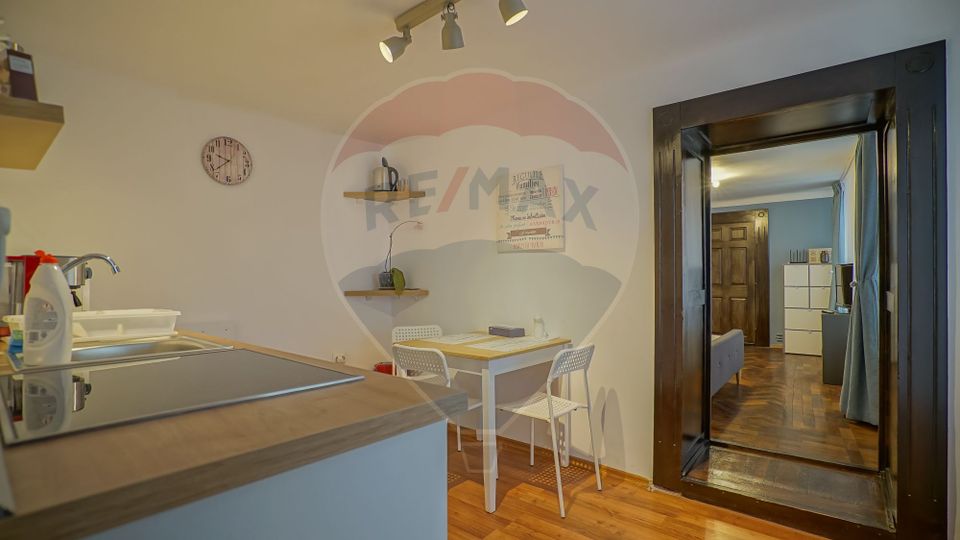 Apartament cu o cameră pe strada Poarta Schei, în inima Brașovului