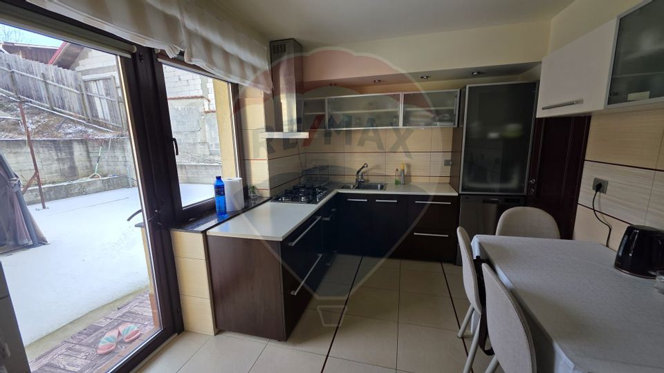 7 room House / Villa for sale, Nord-Est area