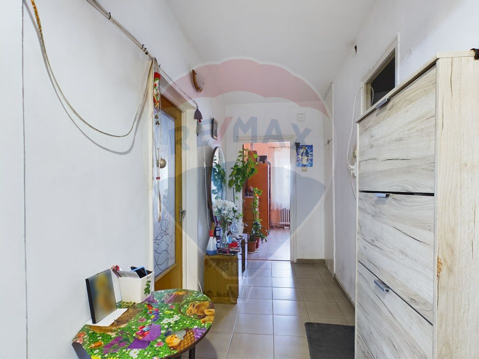 Apartament cu 2 camere de vânzare în zona Pantelimon-Baicului