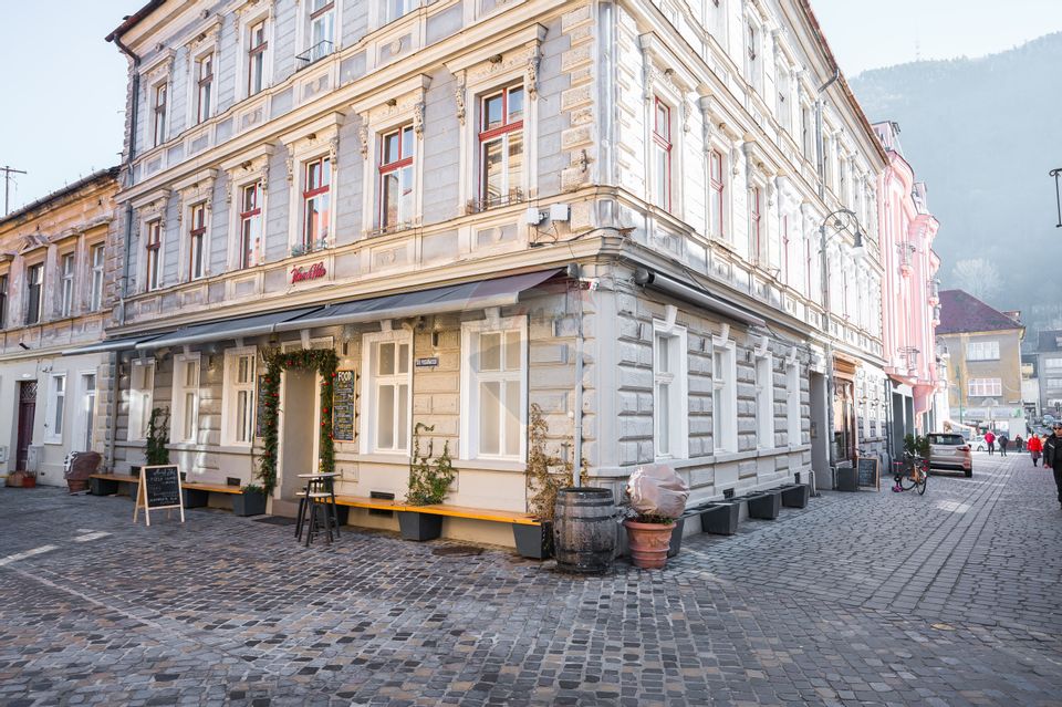Commission 0% !! For sale COMMERCIAL SPACE, Brasov Historic Center