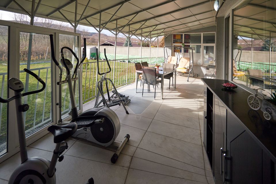 7 room House / Villa for sale