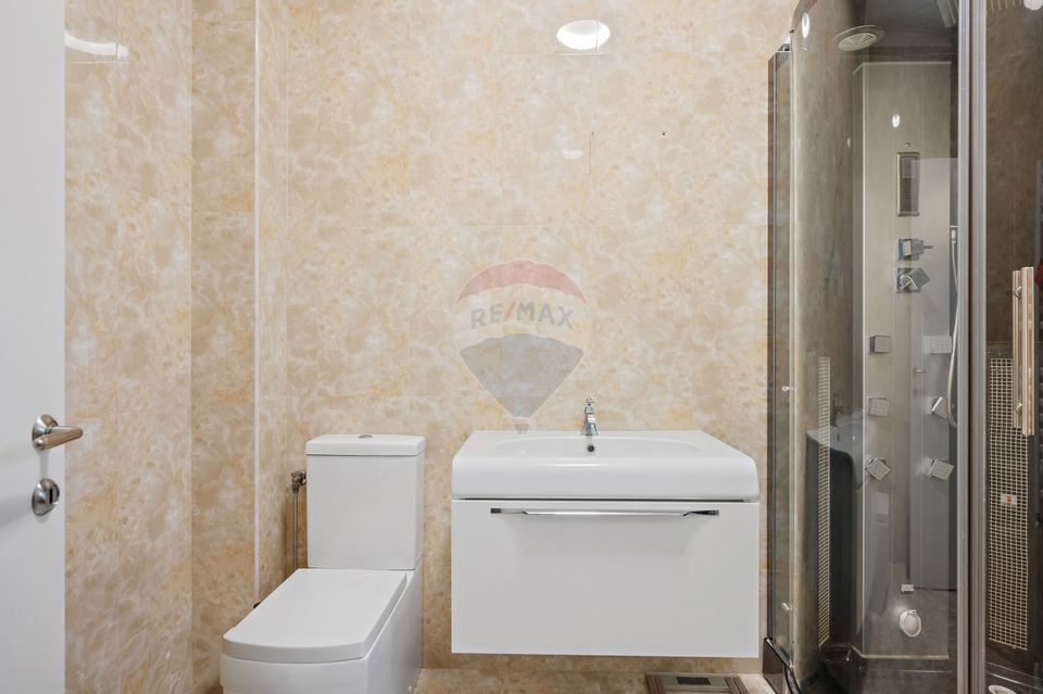 Vilă Lux cu 6 Camere în Pipera - Eleganță & Confort, Zonă Exclusivistă