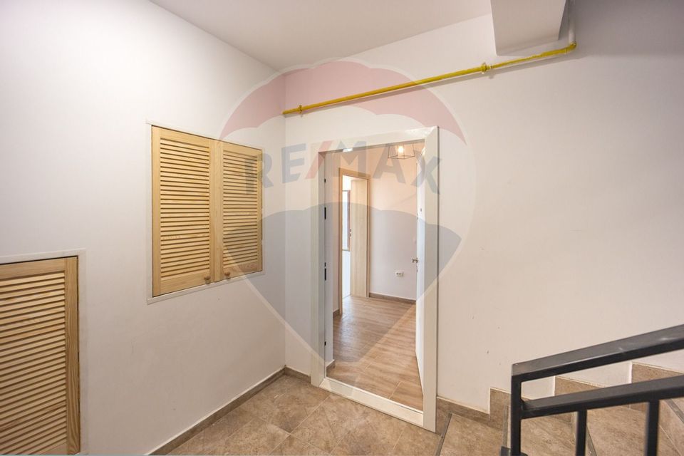 Apartament 3 camere Cristian