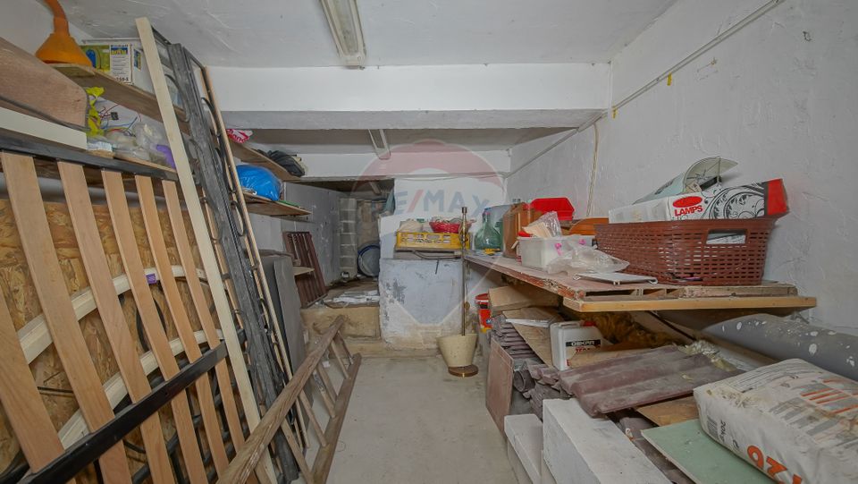 4 room House / Villa for sale, Schei area