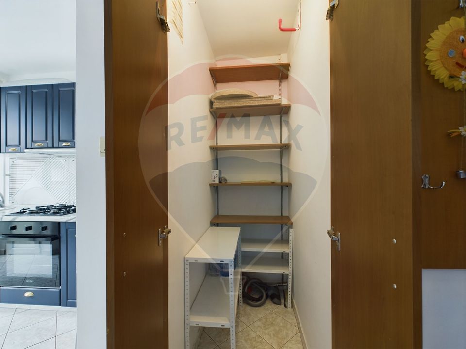 REZERVAT | Apartament cu 2 camere | Decomandat | Zona Griviței