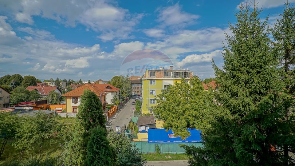 2 room Apartment for rent, Tractorul area