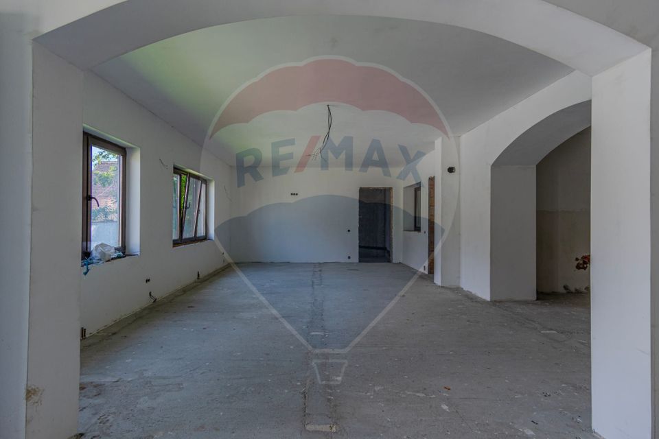 4 room House / Villa for sale