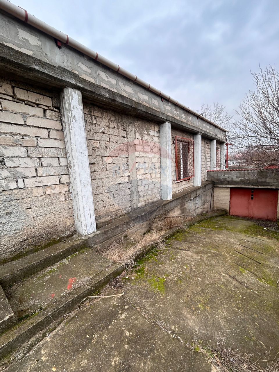 5 room House / Villa for sale, 1 Mai area