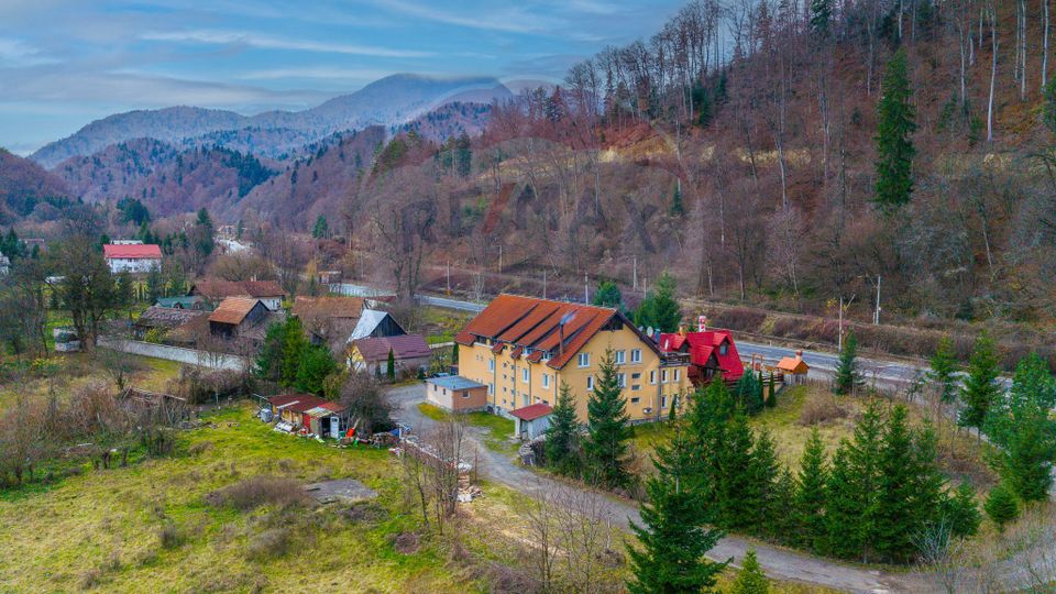 Hotel de vanzare Timisul de jos, Brasov, DN1