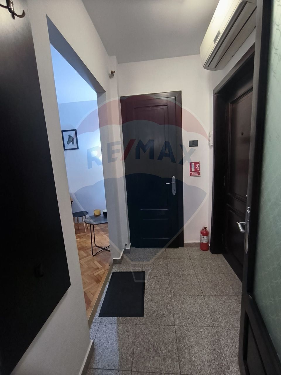 2 room Apartment for rent, Central area