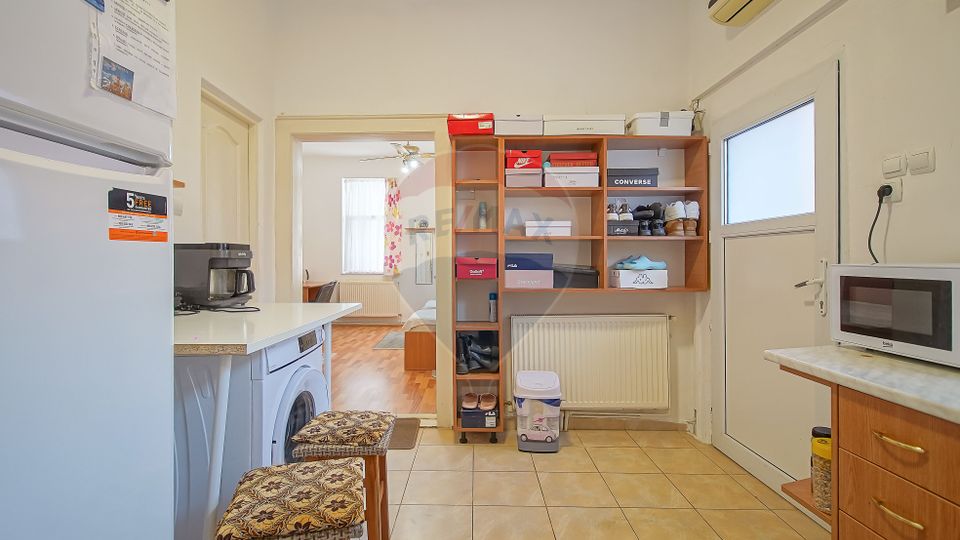 3 room House / Villa for sale, Brasovul Vechi area