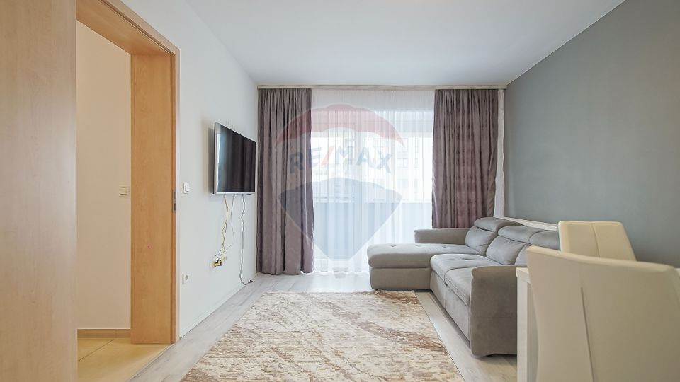 2 room Apartment for rent, Tractorul area