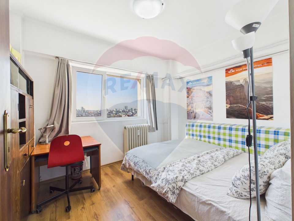 De vanzare | Apartament 4 camere pe Stefan cel Mare, Bucuresti